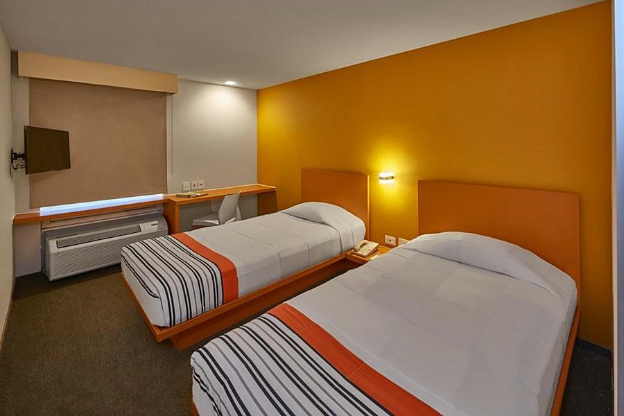 City Express Junior By Marriott Leon Centro De Convenciones Екстер'єр фото