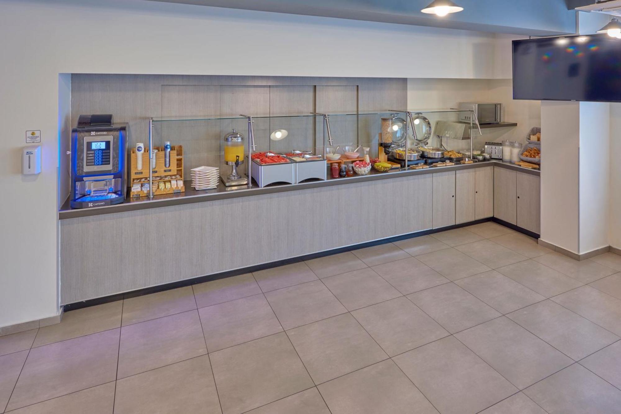 City Express Junior By Marriott Leon Centro De Convenciones Екстер'єр фото