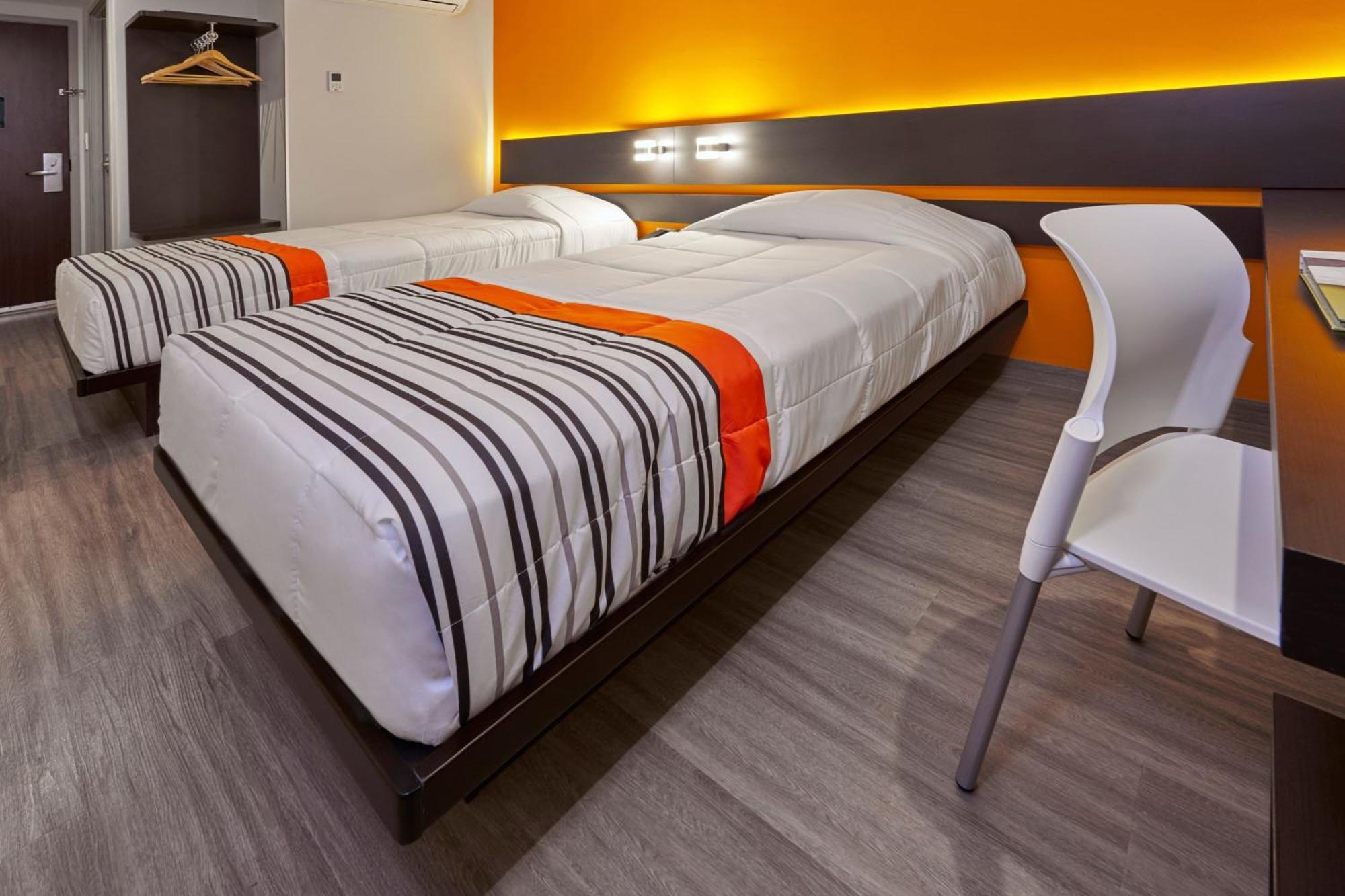 City Express Junior By Marriott Leon Centro De Convenciones Екстер'єр фото