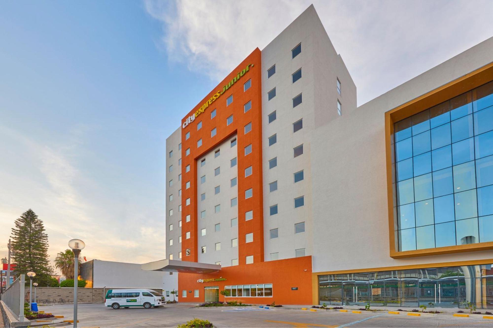 City Express Junior By Marriott Leon Centro De Convenciones Екстер'єр фото