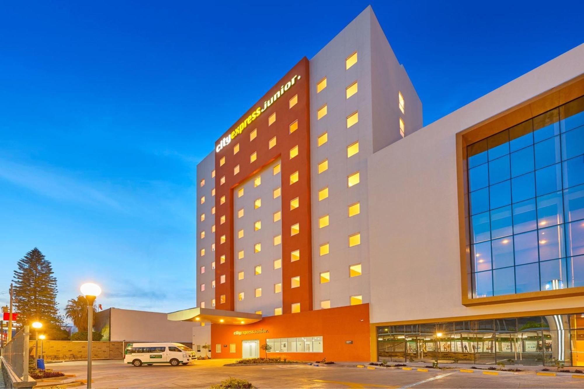 City Express Junior By Marriott Leon Centro De Convenciones Екстер'єр фото