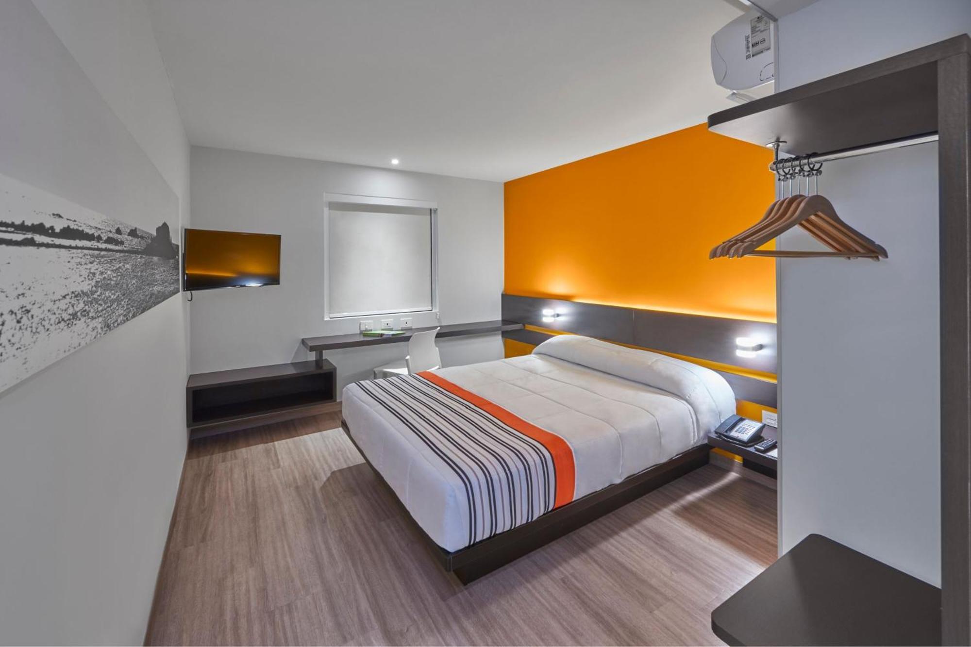 City Express Junior By Marriott Leon Centro De Convenciones Екстер'єр фото