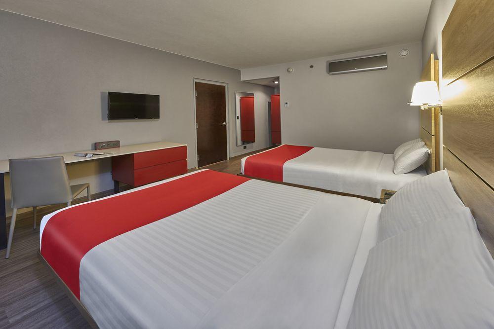 City Express Junior By Marriott Leon Centro De Convenciones Екстер'єр фото